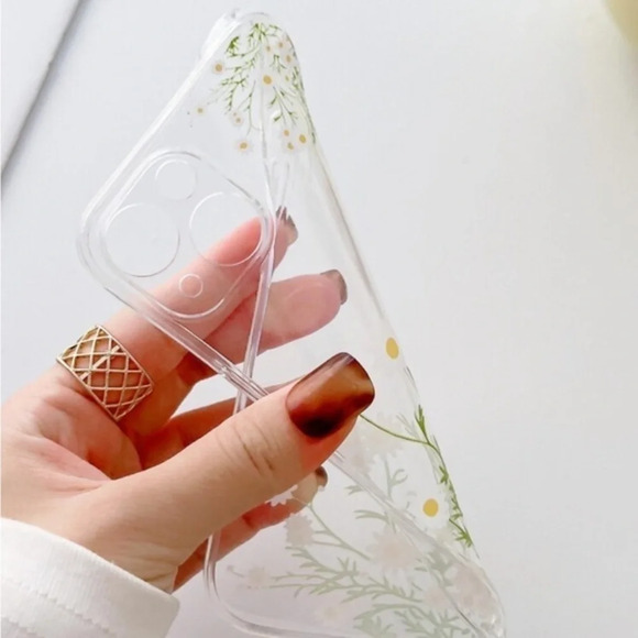 ⚠️Clearance💕iPhone 13/Pro/Pro Max Cute Floral Daisy’s - Picture 4 of 4